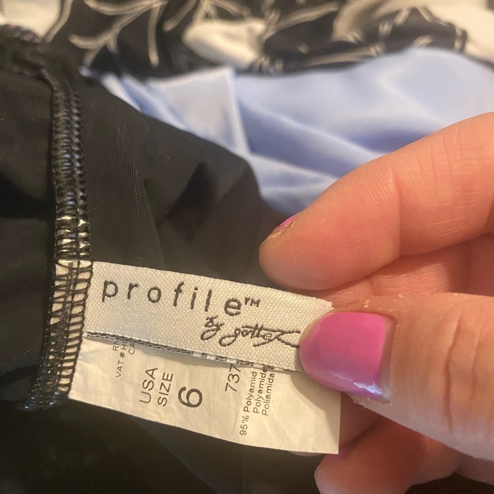 Profile by gottex one piece bathing suit - Picture 5 of 7